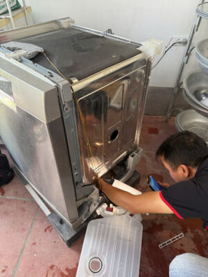 Sửa chữa máy rửa bát Bosch chuyên nghiệp tại nhà